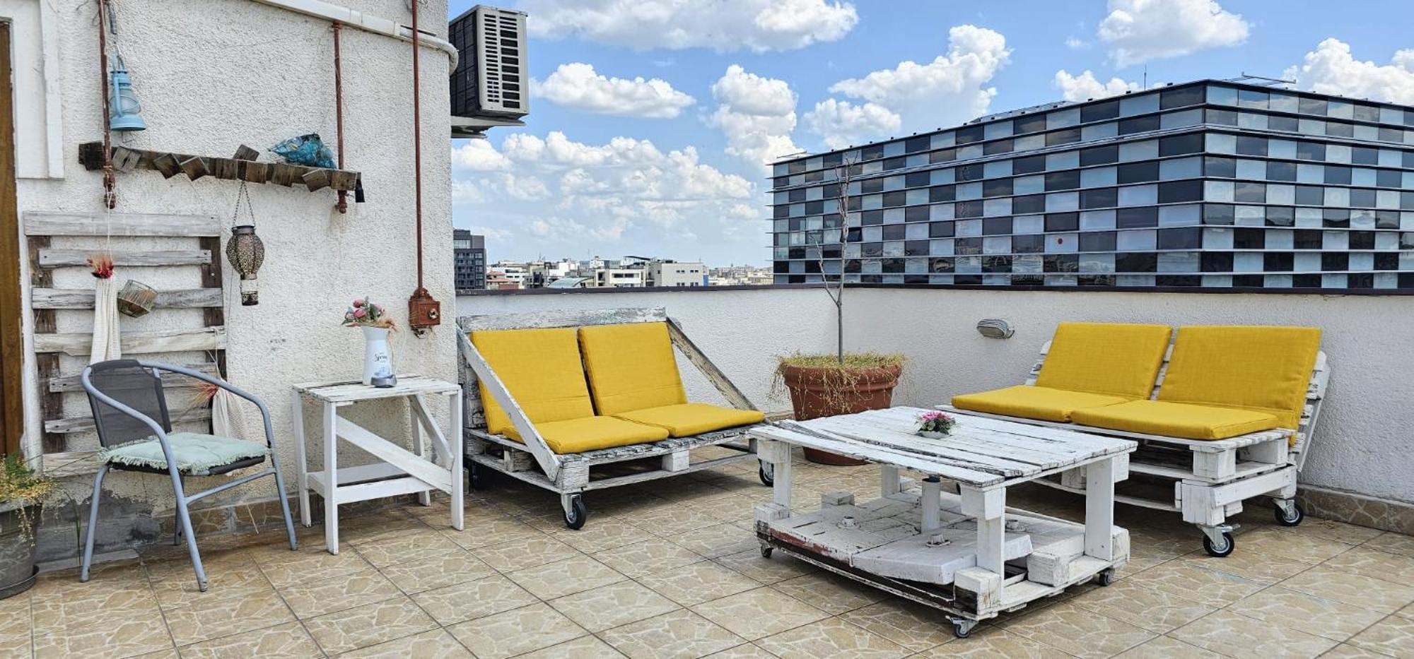 Sweet Dreams Suites Panoramic Studio Zodiac Dorobanti Bukares Bagian luar foto